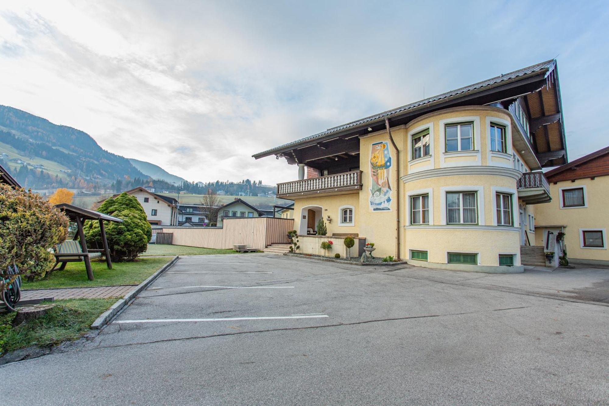 City Life 5 By Alpenidyll Apartments Schladming Buitenkant foto